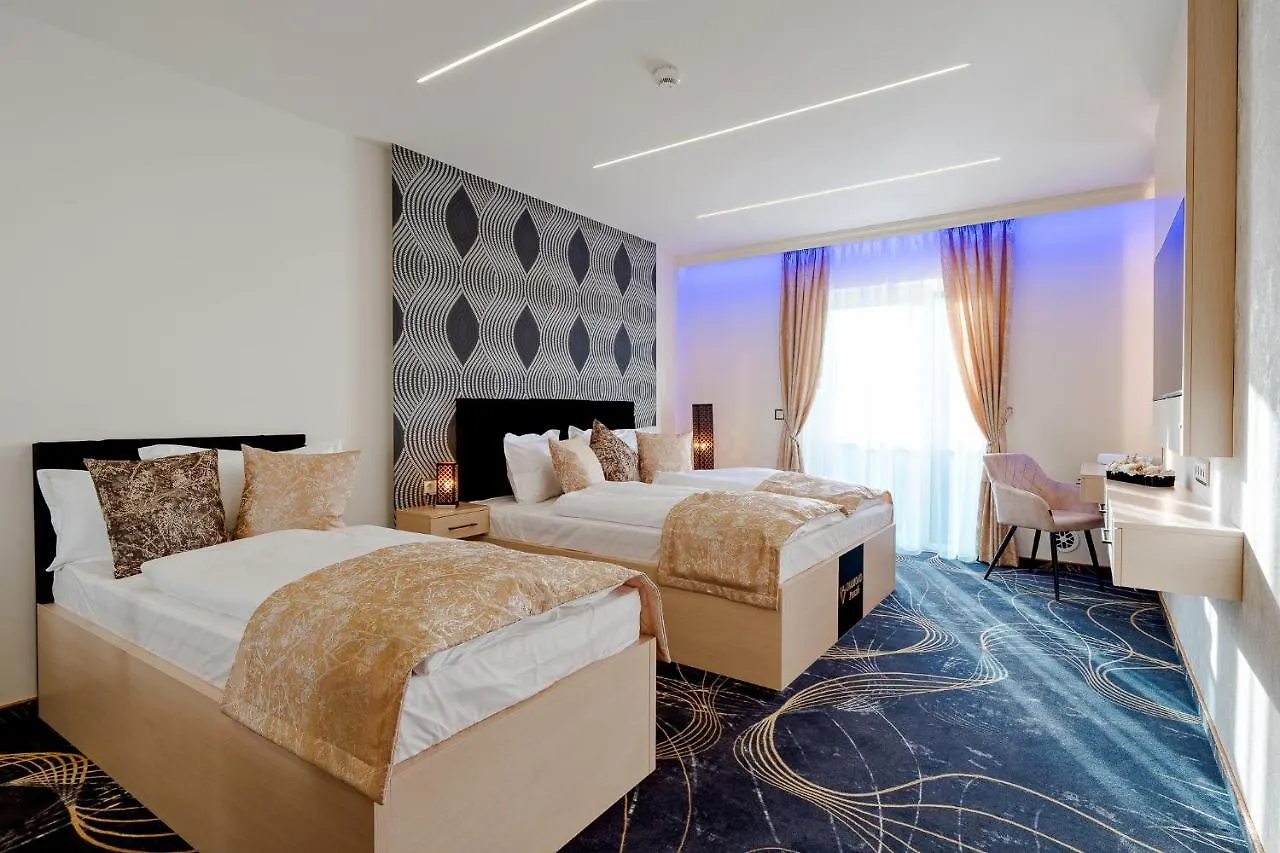 Bed and Breakfast Diamond Panzio Hajdúszoboszló Węgry